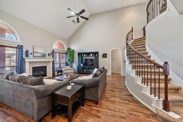 15911 Hermitage Oaks Drive, Tomball, TX 77377