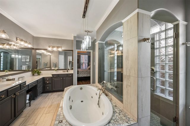 15911 Hermitage Oaks Drive, Tomball, TX 77377