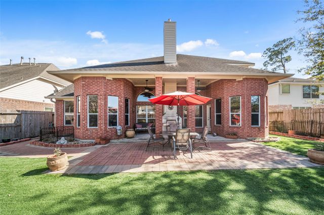 15911 Hermitage Oaks Drive, Tomball, TX 77377