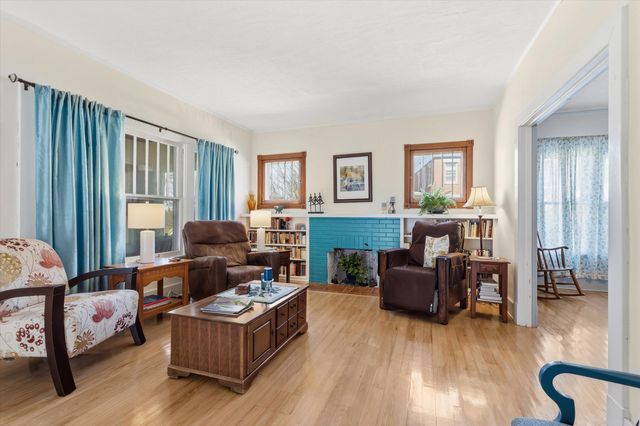 5 RIVERSIDE DR, Boonville, MO 65233