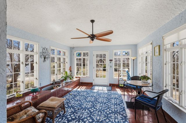 5 RIVERSIDE DR, Boonville, MO 65233