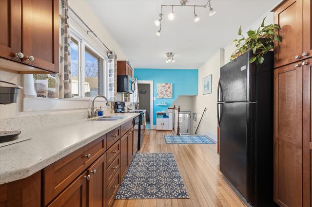 5 RIVERSIDE DR, Boonville, MO 65233