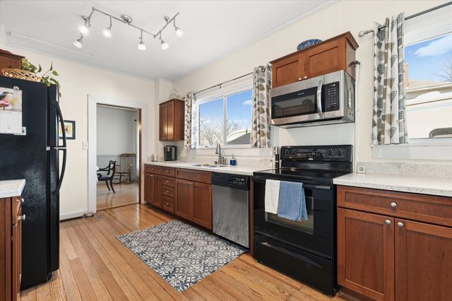 5 RIVERSIDE DR, Boonville, MO 65233