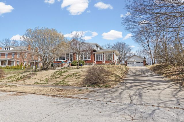 5 RIVERSIDE DR, Boonville, MO 65233