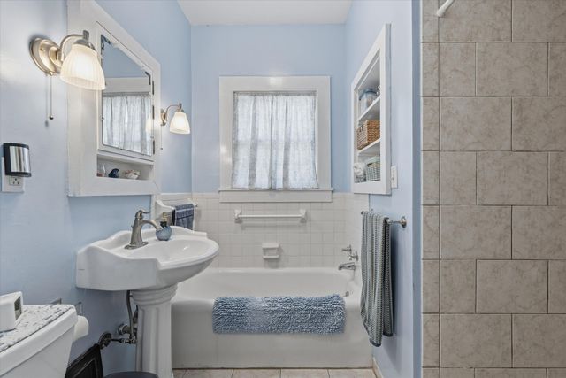 5 RIVERSIDE DR, Boonville, MO 65233