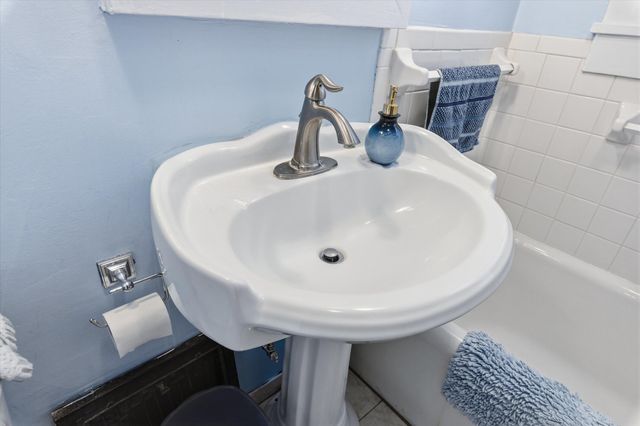 5 RIVERSIDE DR, Boonville, MO 65233