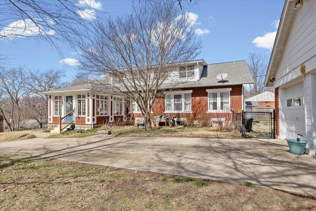 5 RIVERSIDE DR, Boonville, MO 65233