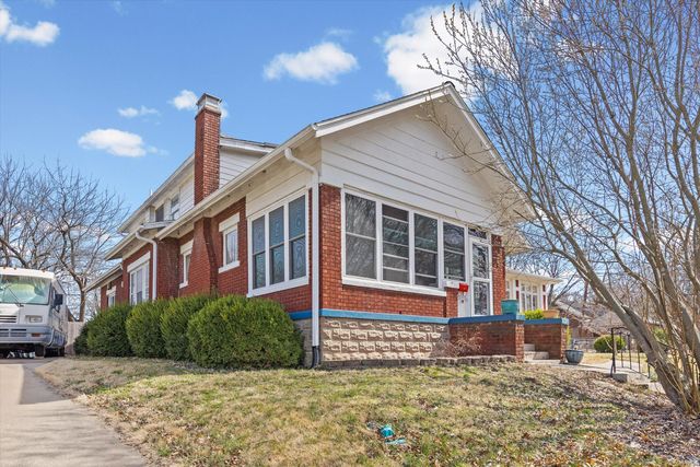 5 RIVERSIDE DR, Boonville, MO 65233