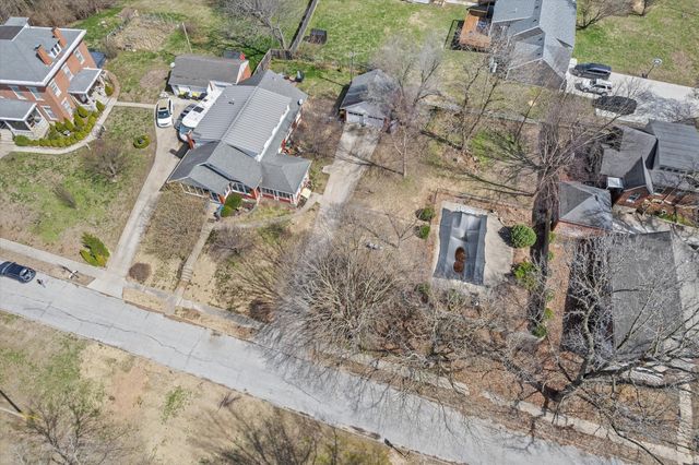 5 RIVERSIDE DR, Boonville, MO 65233