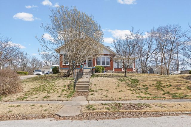 5 RIVERSIDE DR, Boonville, MO 65233