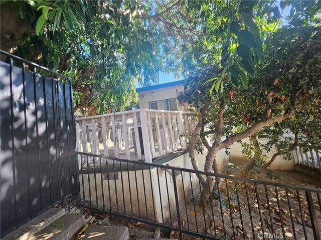1288 West, Los Angeles, CA 90019