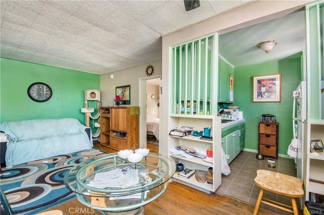 1288 West, Los Angeles, CA 90019