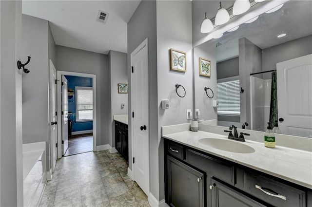 4331 Highland Gate Parkway, Gainesville, GA 30506