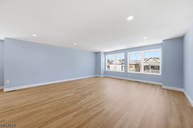 60 Dewitt street b, Garfield City, NJ 07026