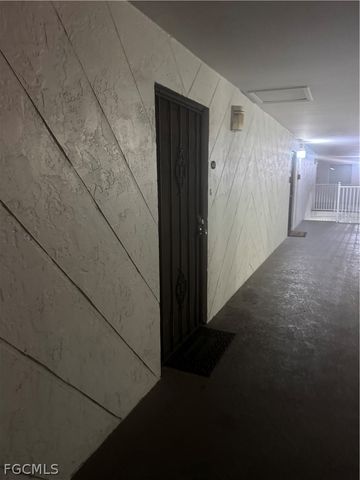 1849 Maravilla AVE A12, Fort Myers, FL 33901