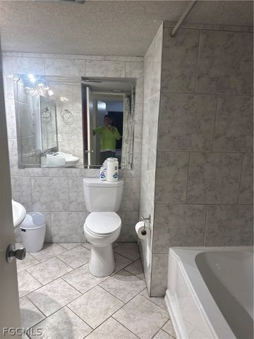 1849 Maravilla AVE A12, Fort Myers, FL 33901