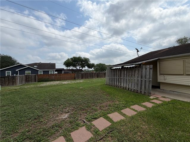 12118 Hearn, Corpus Christi, TX 78410