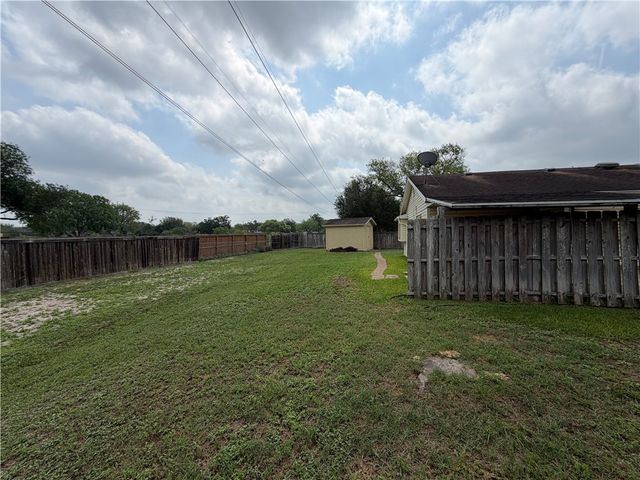 12118 Hearn, Corpus Christi, TX 78410