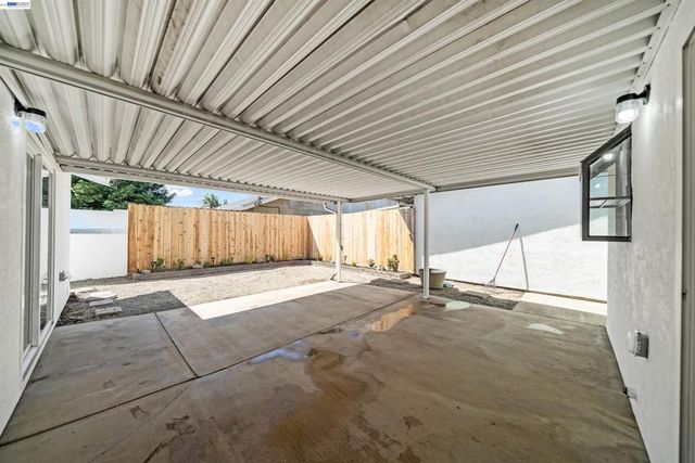 913 Inez Dr, Modesto, CA 95351