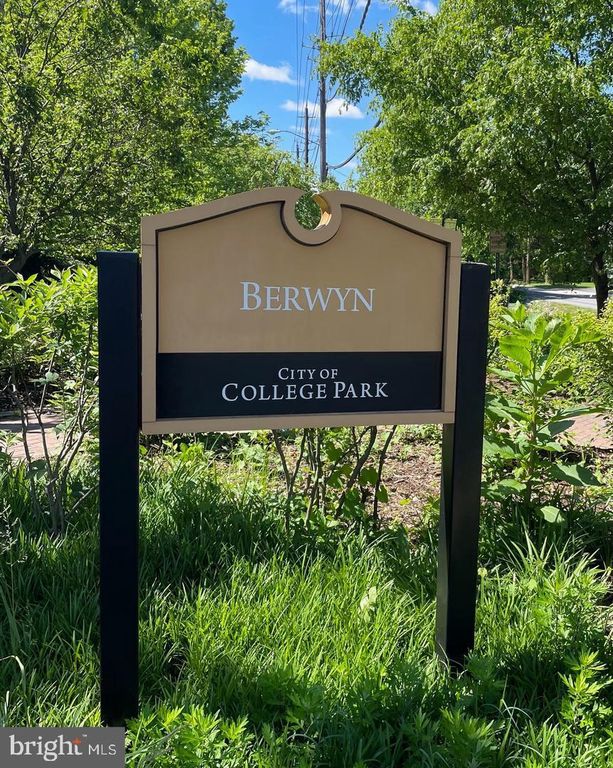 8811 RHODE ISLAND AVE, College Park, MD 20740