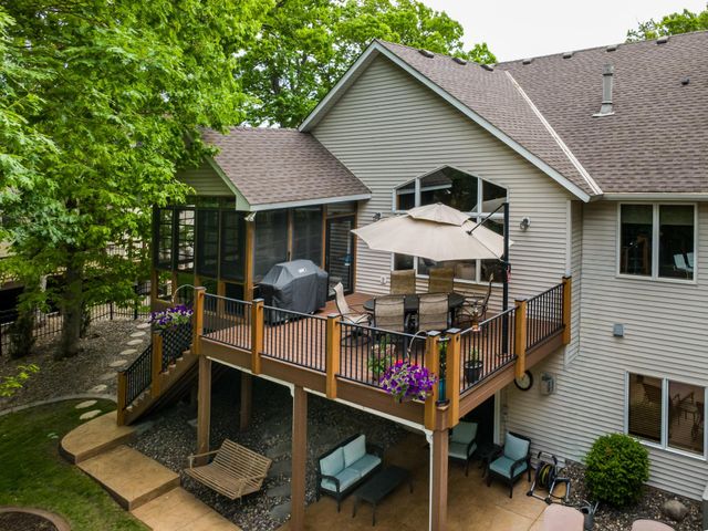 8551 Summit Oaks Bay, Savage, MN 55378