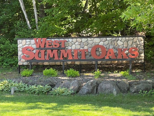 8551 Summit Oaks Bay, Savage, MN 55378