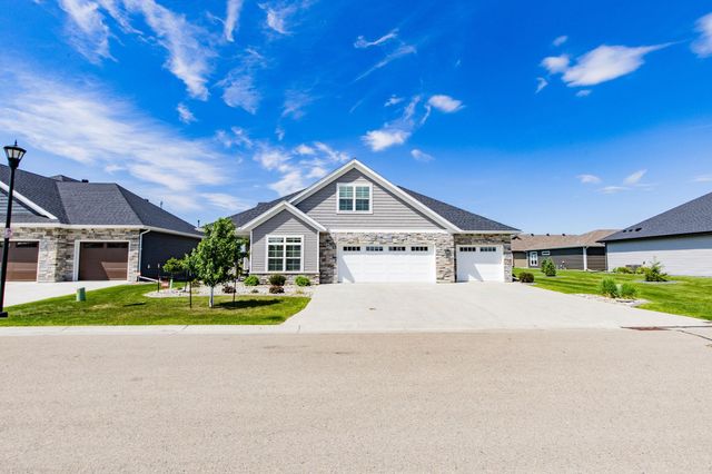 5179 Mira Way W, West Fargo, ND 58078