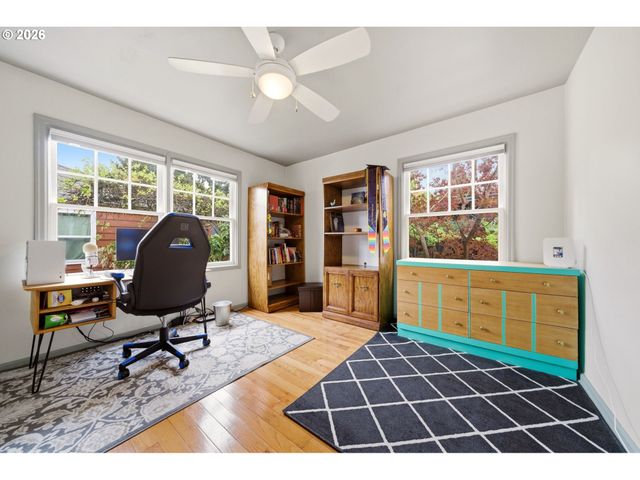 9310 N WALL Ave, Portland, OR 97203