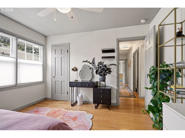 9310 N WALL Ave, Portland, OR 97203