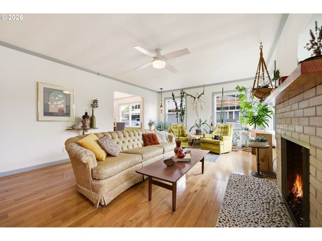 9310 N WALL Ave, Portland, OR 97203