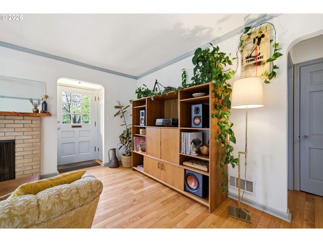 9310 N WALL Ave, Portland, OR 97203