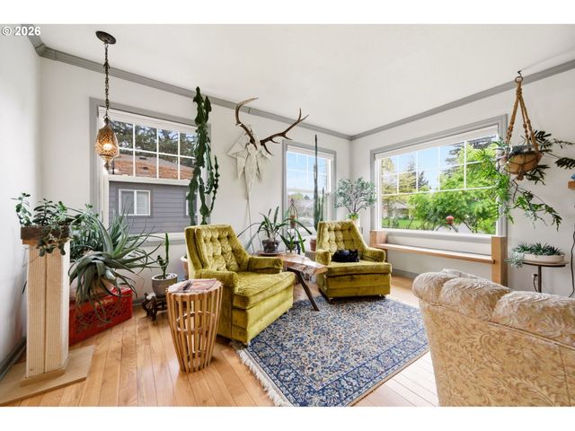 9310 N WALL Ave, Portland, OR 97203