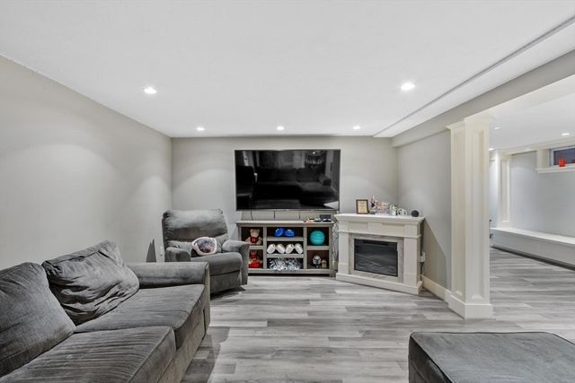 3 Didio Drive, Swampscott, MA 01907