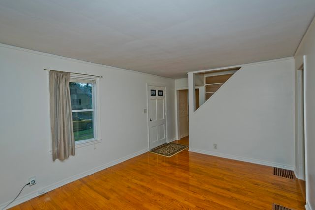 55 Arden St, Springfield, MA 01118
