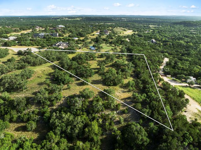 202 Saint Helena CT, Driftwood, TX 78619