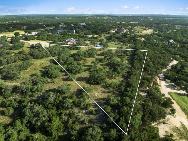 202 Saint Helena CT, Driftwood, TX 78619