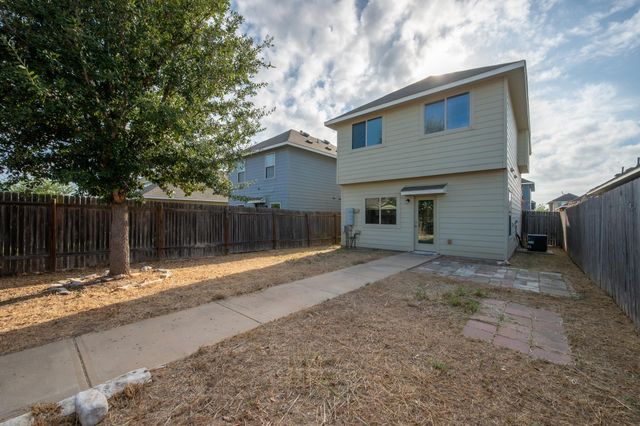 4616 Esper LN 338, Austin, TX 78725