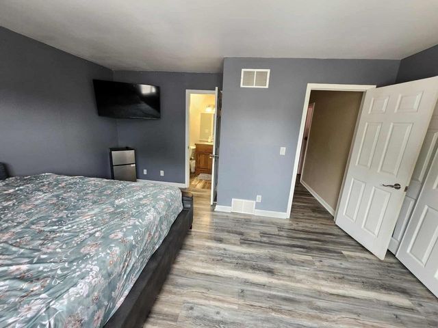 5720 Cambridge CIRCLE #2, Mount Pleasant, WI 53406