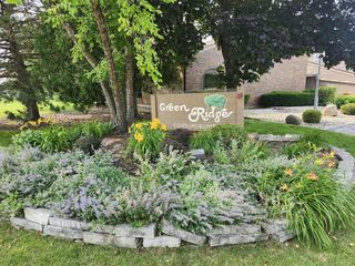 5720 Cambridge CIRCLE #2, Mount Pleasant, WI 53406