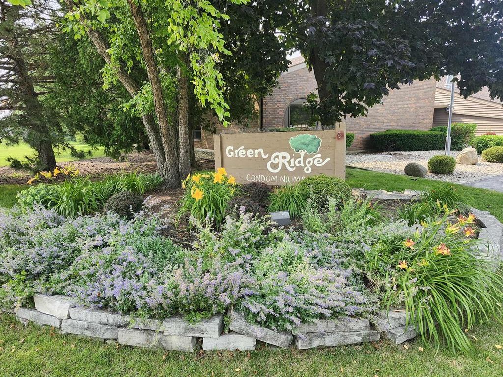 5720 Cambridge CIRCLE #2, Mount Pleasant, WI 53406