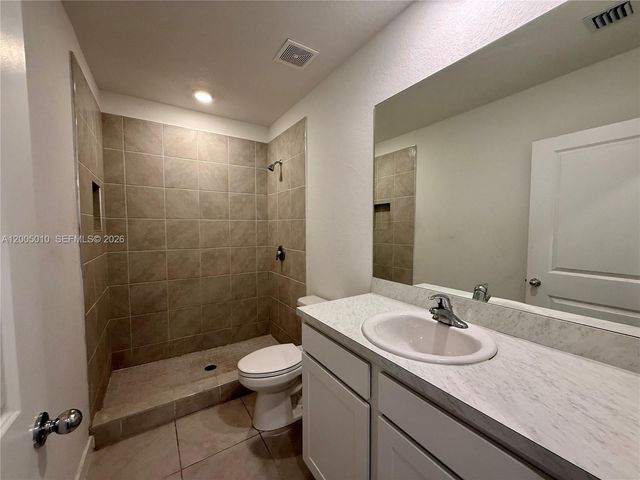 529 NE 1st Dr, Florida City, FL 33034