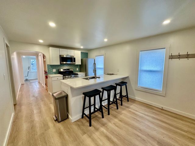 299 Manhattan Drive, Burlington, VT 05408