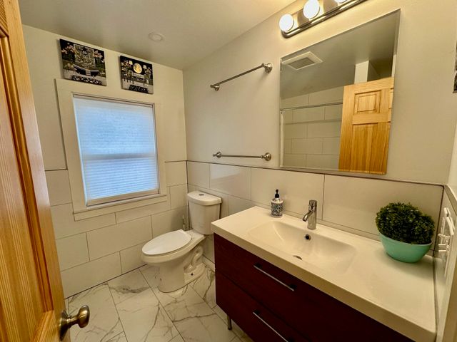 299 Manhattan Drive, Burlington, VT 05408