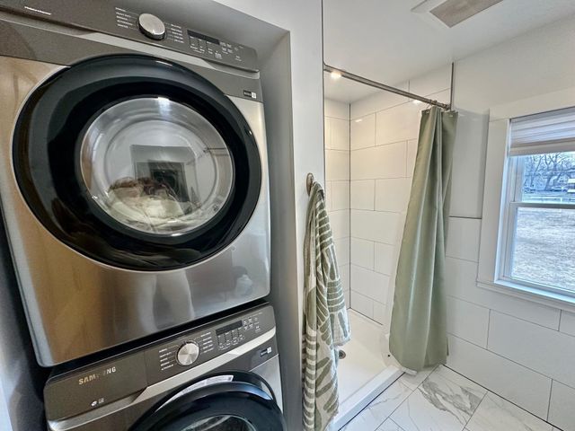 299 Manhattan Drive, Burlington, VT 05408