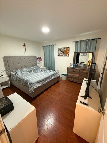765 SW 148th Ave 1215, Sunrise, FL 33325