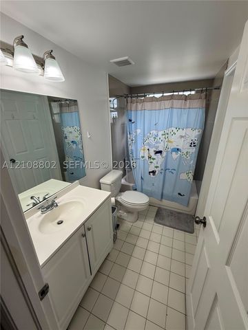 765 SW 148th Ave 1215, Sunrise, FL 33325