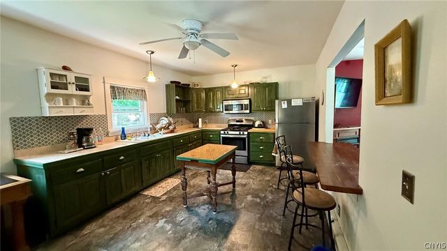 1036 County Route 48, Richland, NY 13144