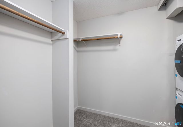 25 Stanley Street B6, West Hartford, CT 06107