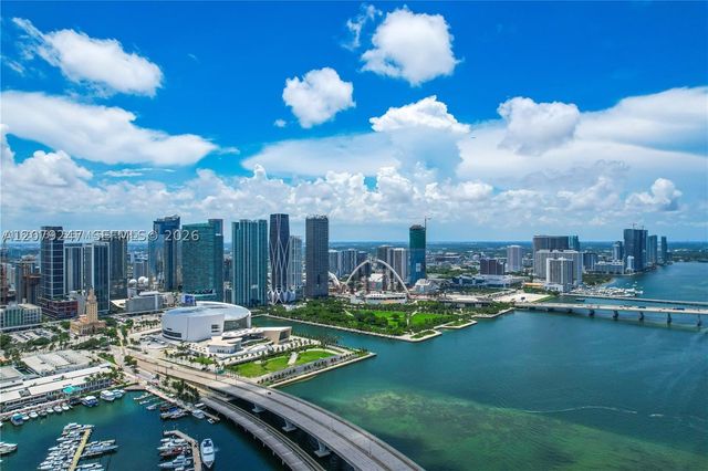 253 NE 2nd St 1007, Miami, FL 33132