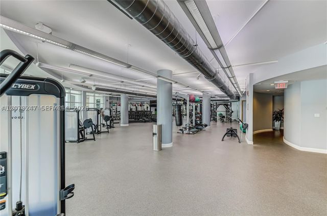 253 NE 2nd St 1007, Miami, FL 33132